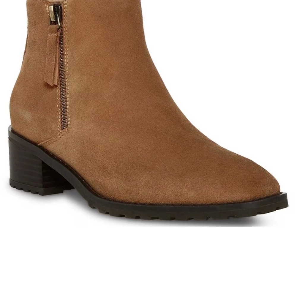Elegant Tan Suede Ankle Booties size 7M